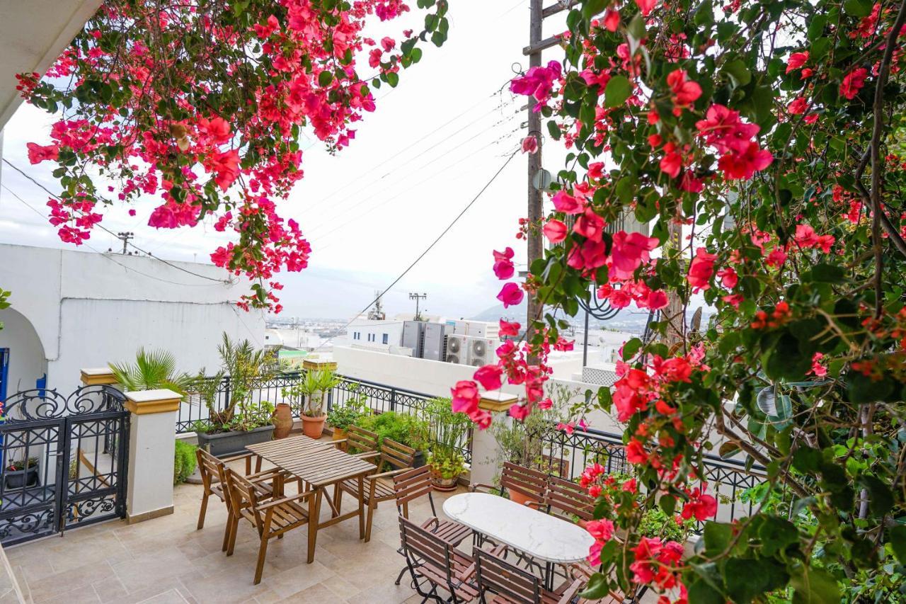 Fira Central Apartments With Veranda Εξωτερικό φωτογραφία